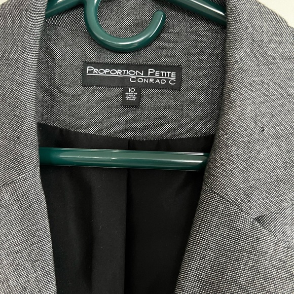 Designer Jacket - Picture 4 of 15